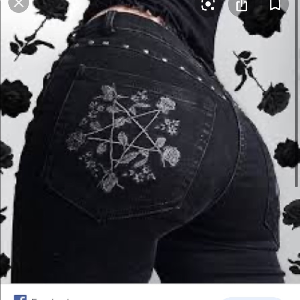 Killstar Evanora Flares Large